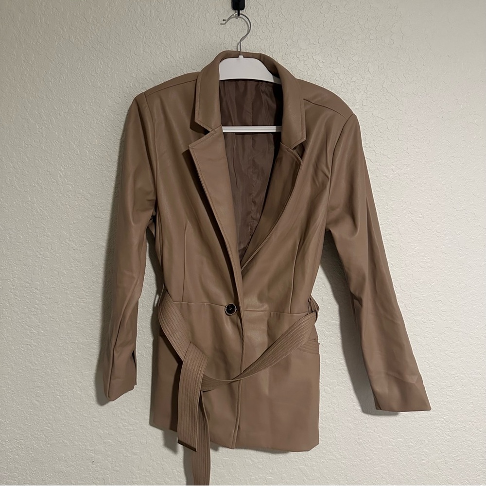 City Chic Tan Belted Blazer